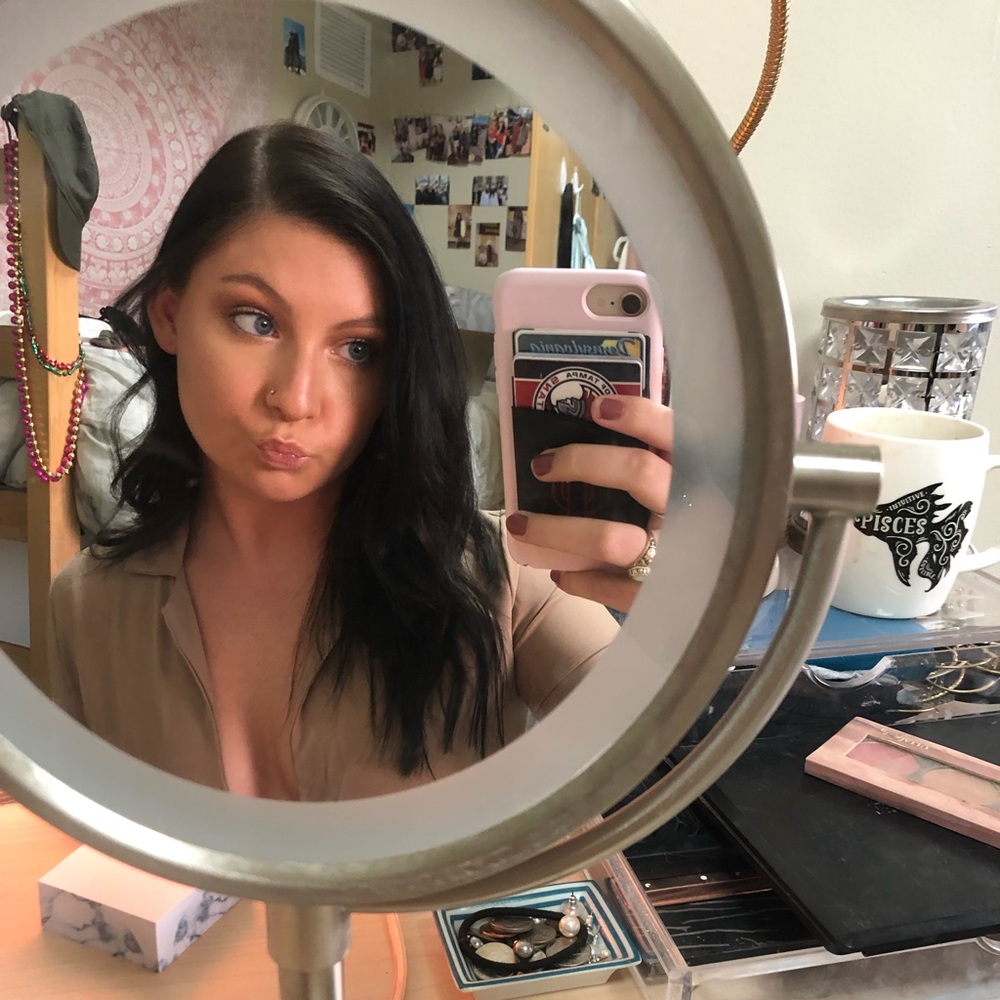 Meet your Posher, Sarah